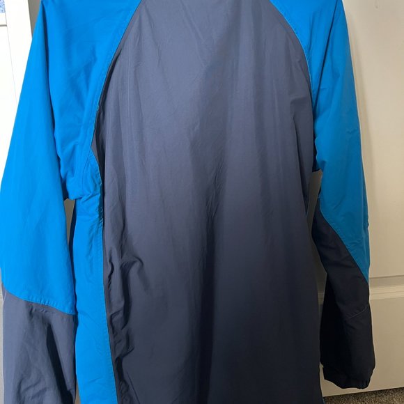 Brand New- Never Worn Mens Jacket - Picture 4 of 5